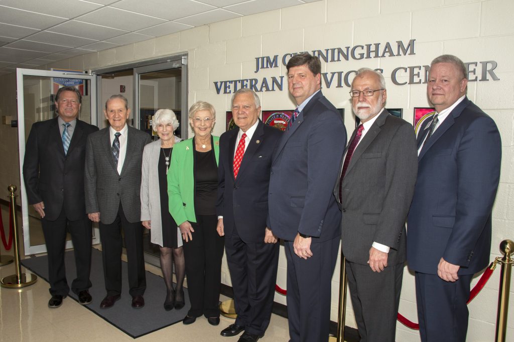 Chattahoochee Technical College hosted Georgia Gov. Nathan Deal among many additional state and community leaders at a dedication ceremony on Thursday, April 19, for the college’s newly renovated Jim Cunningham Veteran Services Center.