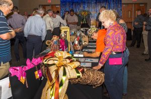 The 2018 Reverse Raffle included a silent auction.