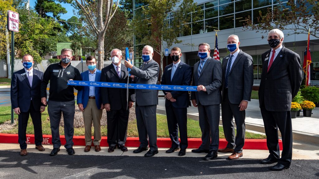 State and Local Leaders cut the ribbon for the new health science building