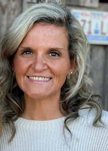 April Cox portrait